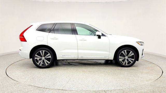 2022 Volvo XC60 B5 AWD Inscription with 20'' Wheels and Climate Package - 22977975 - 3