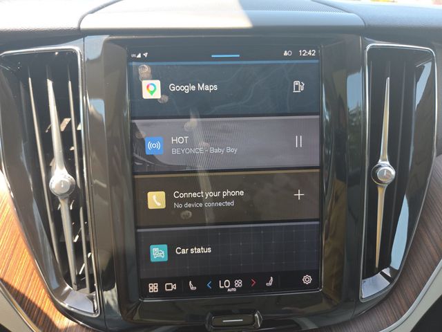 2022 Volvo XC60 B5 AWD Momentum - 23042055 - 13