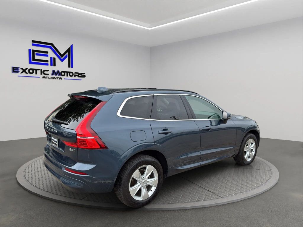 2022 Volvo XC60 B5 AWD Momentum - 23062318 - 4
