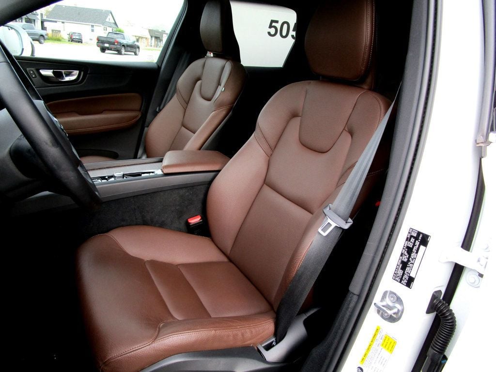 2022 Volvo XC60 B5 AWD Momentum - 23094762 - 14