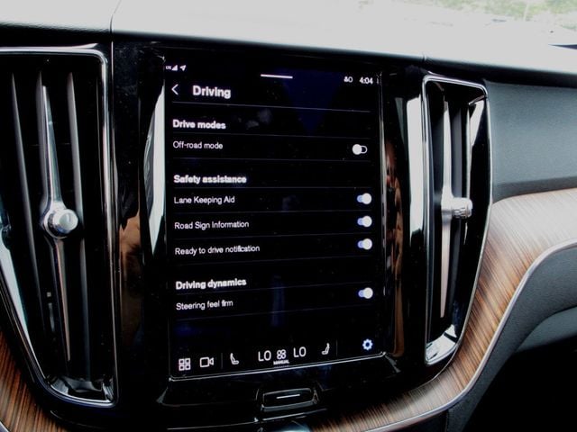 2022 Volvo XC60 B5 AWD Momentum - 23094762 - 26