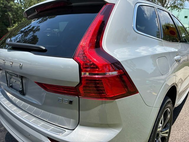 2022 Volvo XC60 B5 AWD Momentum - 23033343 - 13