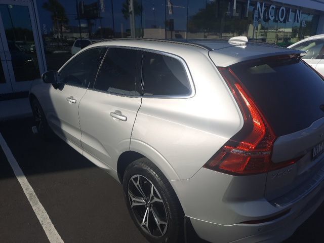 2022 Volvo XC60 B5 AWD Momentum - 23033343 - 5