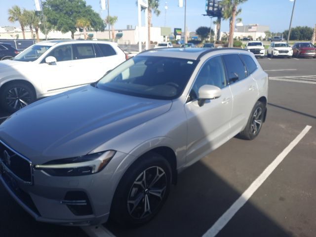 2022 Volvo XC60 B5 AWD Momentum - 23033343 - 7