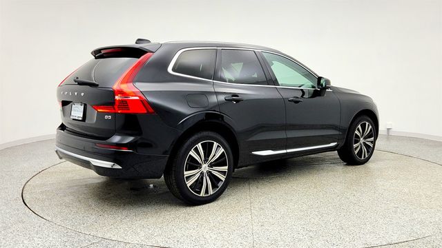 2022 Volvo XC60 B5 FWD Inscription w/ Advanced & Climate Packages + 20'' Wheels - 22996863 - 4