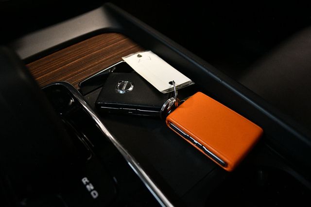 2022 Volvo XC60 B5 FWD Momentum - 22876471 - 58