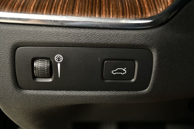 2022 Volvo XC60 B5 FWD Momentum - 22876471 - 63