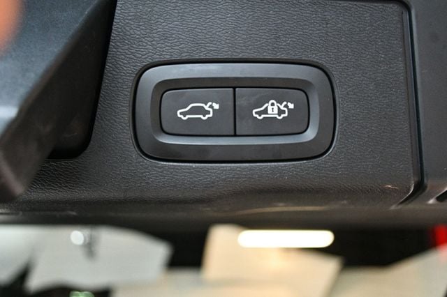 2022 Volvo XC60 B5 FWD Momentum - 22876471 - 68