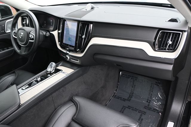 2022 Volvo XC60 B6 AWD Inscription Advanced Pkg Climate Pkg - 22942303 - 9