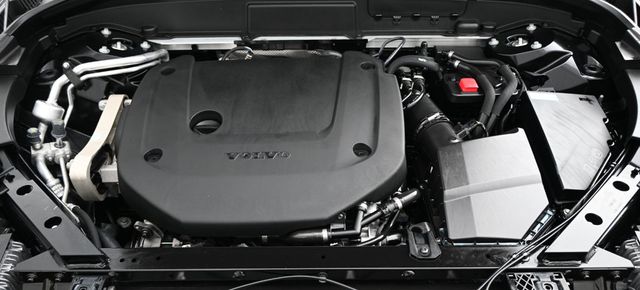 2022 Volvo XC60 B6 AWD Inscription Advanced Pkg Climate Pkg - 22942303 - 21