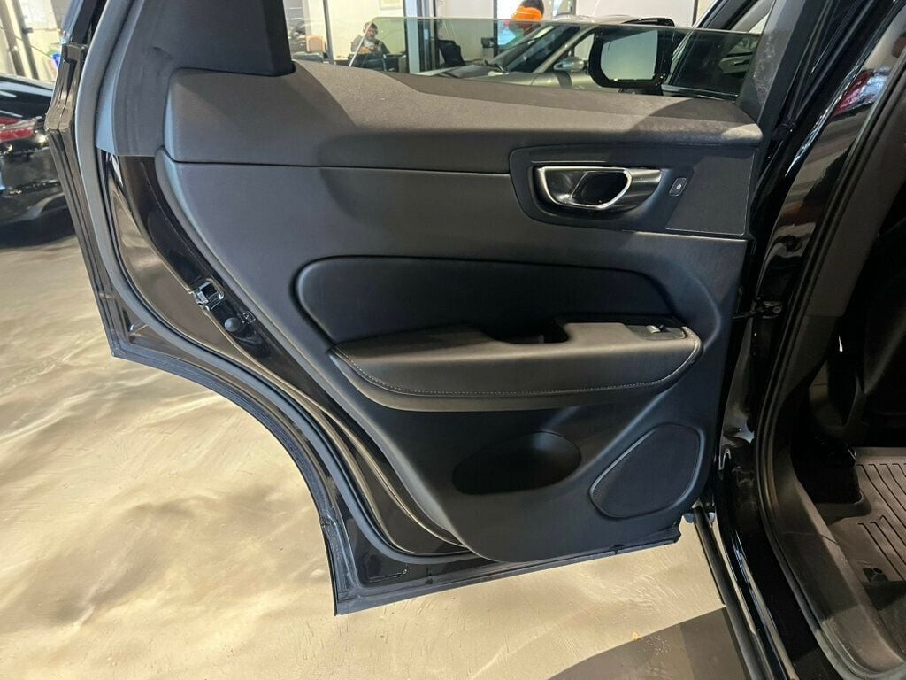 2022 Volvo XC60 B6/Inscription/ClimatePkg/AdvancedPkg/HeadUpDisplay/AdapCruise - 22919948 - 22