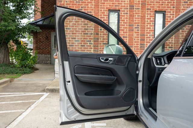 2022 Volvo XC60 LocalTrade/Inscription/B5/AWD/ClimatePkg/AdvancedPkg/HeadsUpDisp - 23046265 - 16