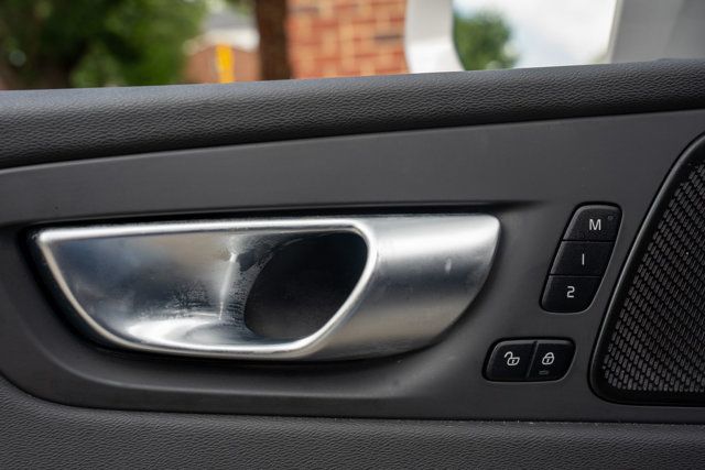 2022 Volvo XC60 LocalTrade/Inscription/B5/AWD/ClimatePkg/AdvancedPkg/HeadsUpDisp - 23046265 - 34