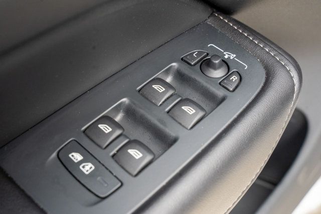 2022 Volvo XC60 LocalTrade/Inscription/B5/AWD/ClimatePkg/AdvancedPkg/HeadsUpDisp - 23046265 - 35