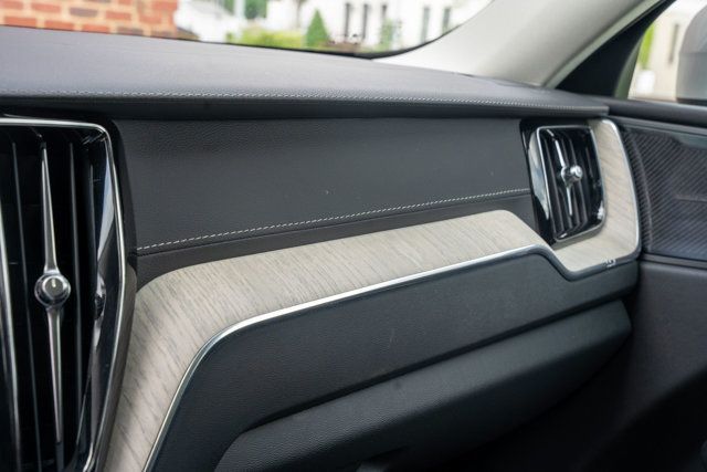 2022 Volvo XC60 LocalTrade/Inscription/B5/AWD/ClimatePkg/AdvancedPkg/HeadsUpDisp - 23046265 - 44