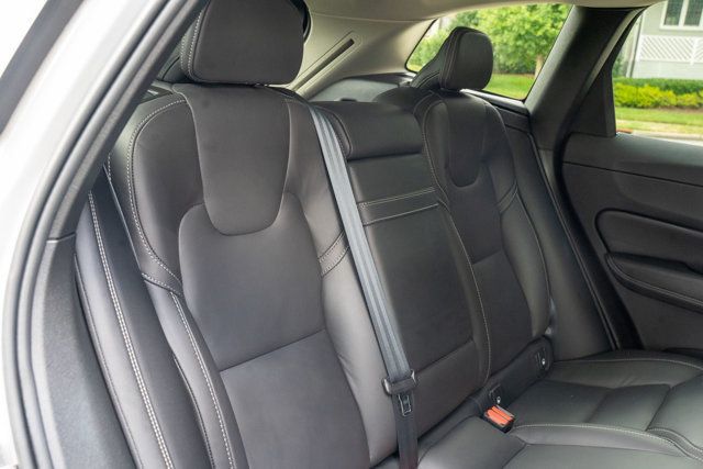 2022 Volvo XC60 LocalTrade/Inscription/B5/AWD/ClimatePkg/AdvancedPkg/HeadsUpDisp - 23046265 - 50