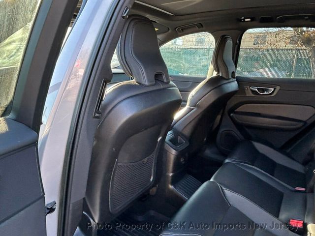2022 Volvo XC60 Recharge T8 eAWD PHEV R-Design Extended Range,ADVANCED PACKAGE - 22922688 - 28