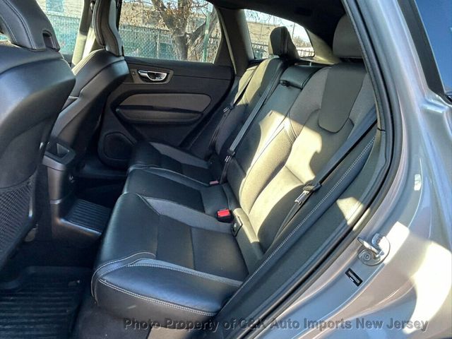 2022 Volvo XC60 Recharge T8 eAWD PHEV R-Design Extended Range,ADVANCED PACKAGE - 22922688 - 29