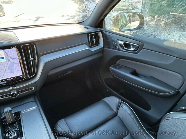 2022 Volvo XC60 Recharge T8 eAWD PHEV R-Design Extended Range,ADVANCED PACKAGE - 22922688 - 34