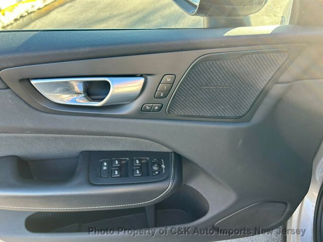 2022 Volvo XC60 Recharge T8 eAWD PHEV R-Design Extended Range,ADVANCED PACKAGE - 22922688 - 43