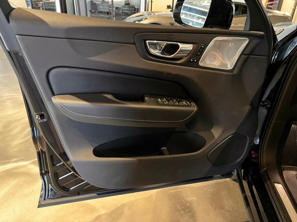 2022 Volvo XC60 Recharge T8/Inscription/AdvancedPkg/Bowers&Wilkins/AdapCruise/Htd&CldSts - 22976738 - 13