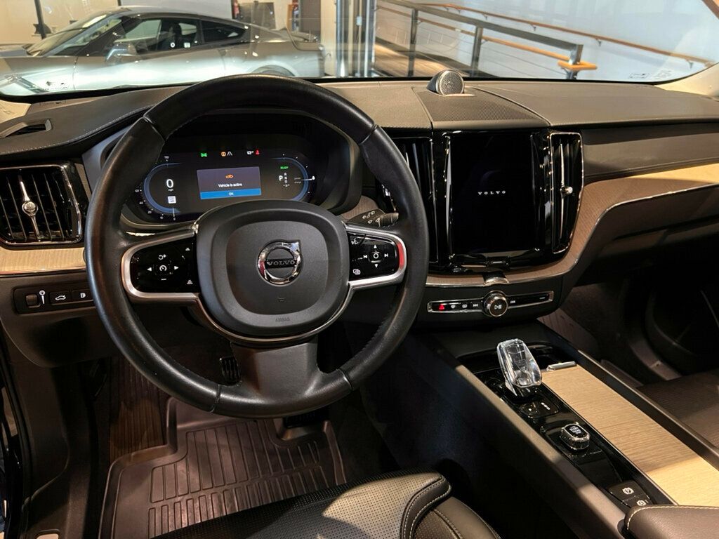 2022 Volvo XC60 Recharge T8/Inscription/AdvancedPkg/Bowers&Wilkins/AdapCruise/Htd&CldSts - 22976738 - 17