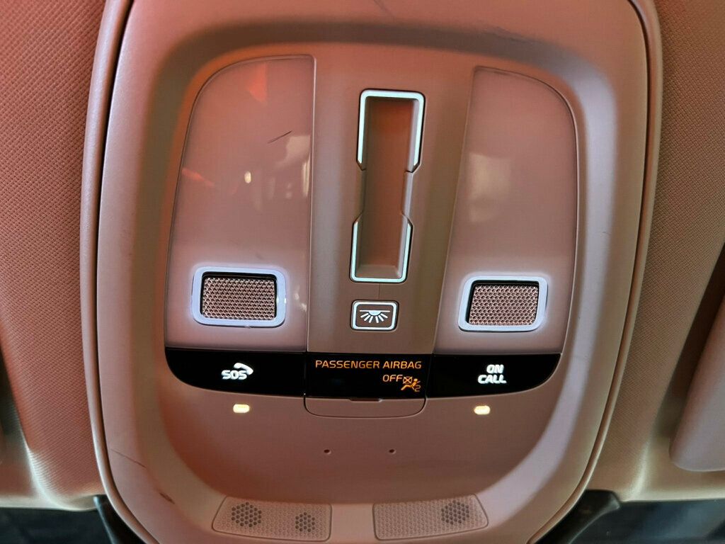 2022 Volvo XC60 Recharge T8/Inscription/AdvancedPkg/Bowers&Wilkins/AdapCruise/Htd&CldSts - 22976738 - 23