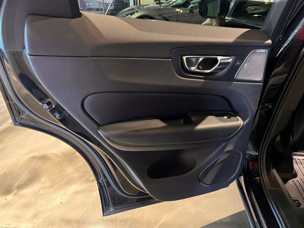 2022 Volvo XC60 Recharge T8/Inscription/AdvancedPkg/Bowers&Wilkins/AdapCruise/Htd&CldSts - 22976738 - 24