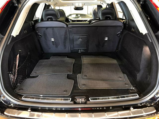 2022 Volvo XC60 Recharge T8/Inscription/AdvancedPkg/Bowers&Wilkins/AdapCruise/Htd&CldSts - 22976738 - 27