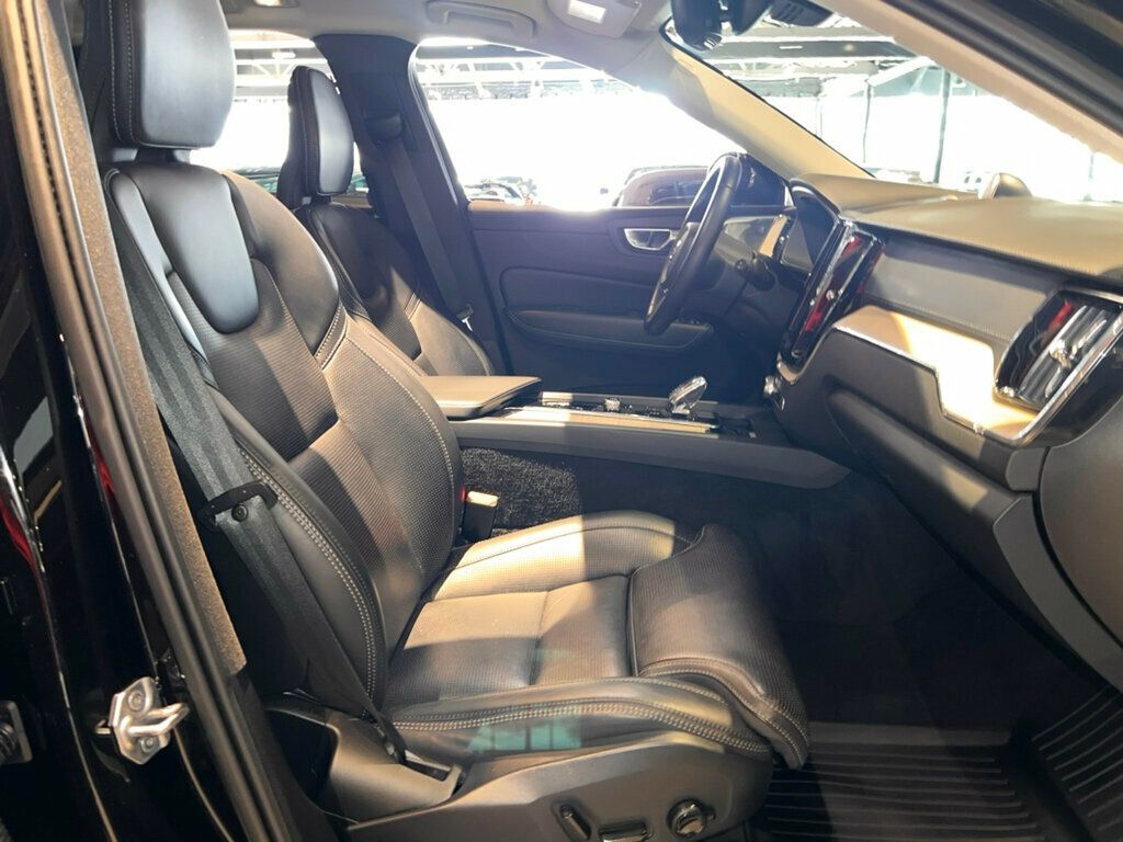 2022 Volvo XC60 Recharge T8/Inscription/AdvancedPkg/Bowers&Wilkins/AdapCruise/Htd&CldSts - 22976738 - 33