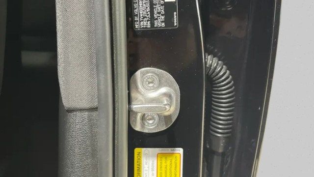 2022 Volvo XC60 Recharge Plug-In Hybrid R-Design - 22970205 - 22