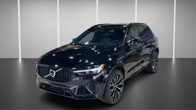 2022 Volvo XC60 Recharge Plug-In Hybrid R-Design - 22970205 - 2