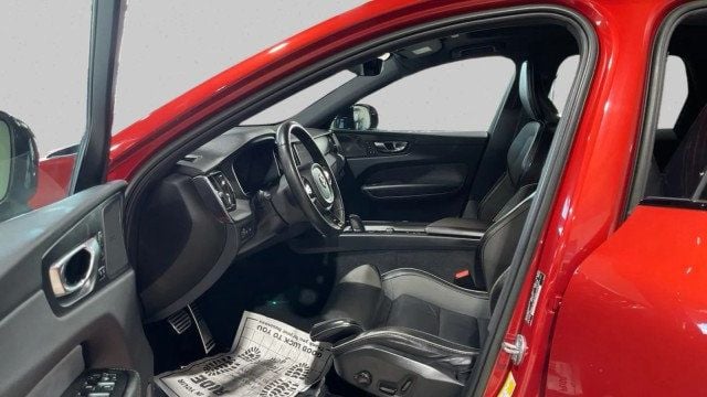 2022 Volvo XC60 Recharge Plug-In Hybrid R-Design - 22986258 - 9