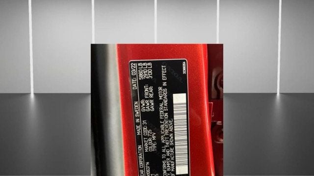 2022 Volvo XC60 Recharge Plug-In Hybrid R-Design - 22986258 - 18