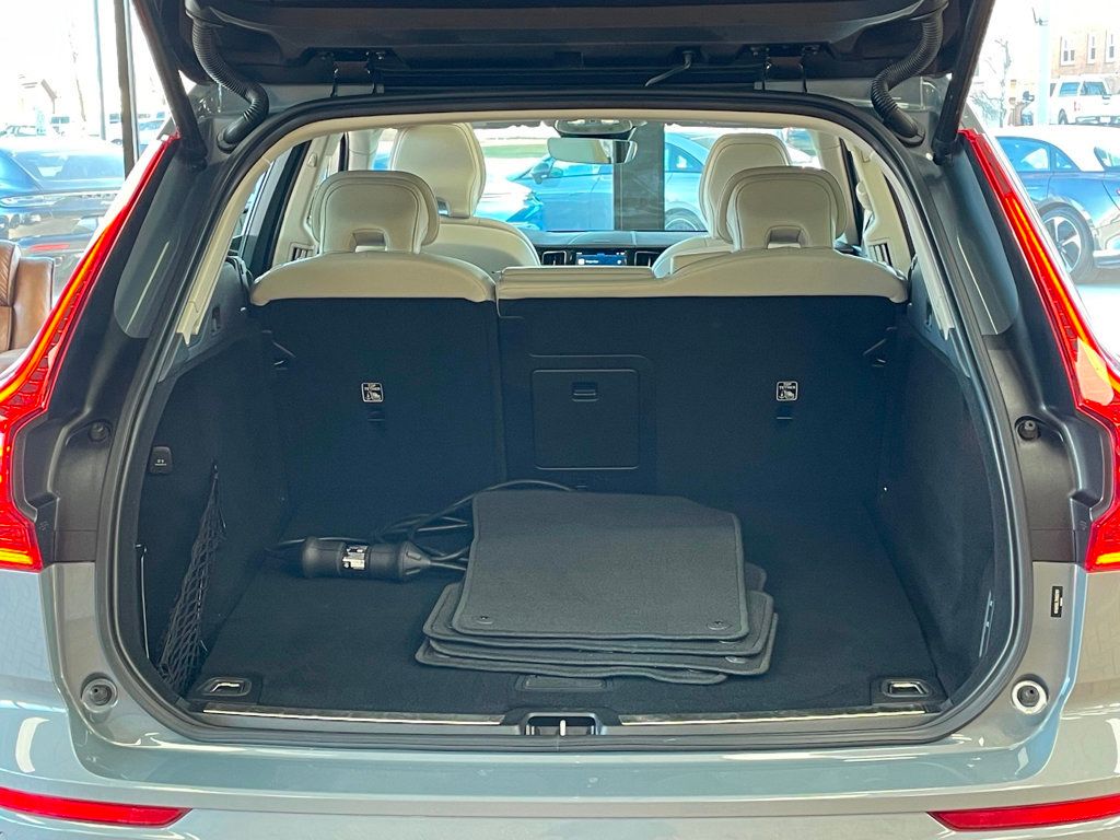 2022 Volvo XC60 Recharge Plug-In Hybrid T8 eAWD PHEV Inscription - 23002977 - 19