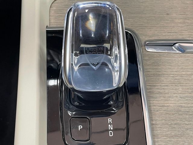 2022 Volvo XC60 Recharge Plug-In Hybrid T8 eAWD PHEV Inscription - 23002977 - 33