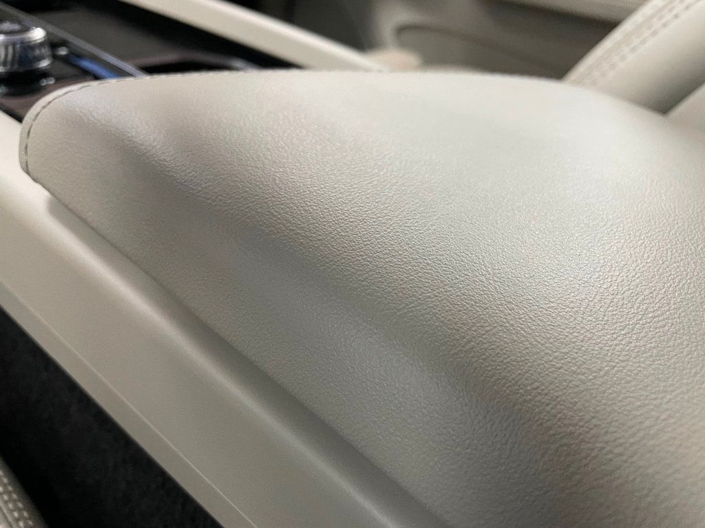 2022 Volvo XC60 Recharge Plug-In Hybrid T8 eAWD PHEV Inscription - 23002977 - 36