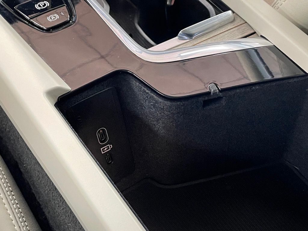 2022 Volvo XC60 Recharge Plug-In Hybrid T8 eAWD PHEV Inscription - 23002977 - 37