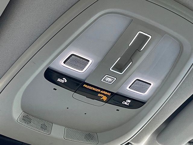 2022 Volvo XC60 Recharge Plug-In Hybrid T8 eAWD PHEV Inscription - 23002977 - 40