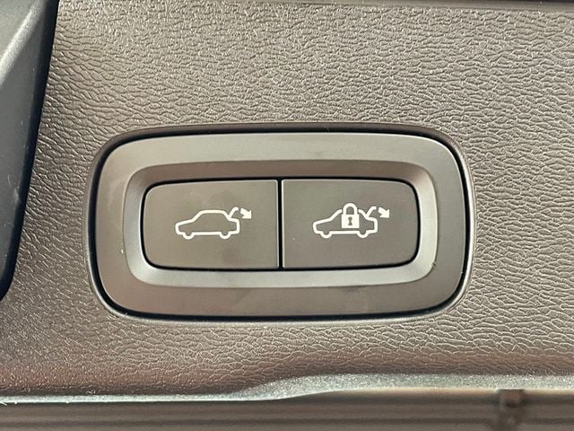 2022 Volvo XC60 Recharge Plug-In Hybrid T8 eAWD PHEV Inscription - 23024835 - 21