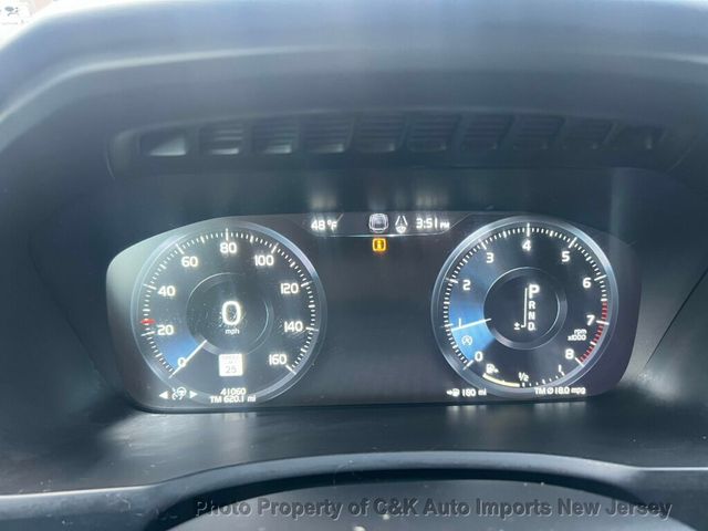 2022 Volvo XC90 T5 AWD Momentum 7P, CLIMATE PACKAGE,20'' WHEELS - 22967463 - 25