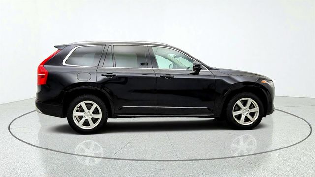 2022 Volvo XC90 T5 AWD Momentum 7P w/ Climate Package - 23072875 - 3