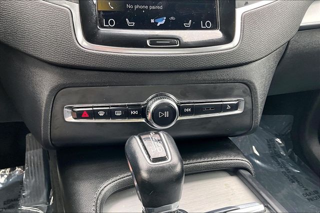 2022 Volvo XC90 T5 Momentum 7 Passenger - 23050714 - 30