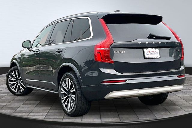 2022 Volvo XC90 T5 Momentum 7 Passenger - 23050714 - 6