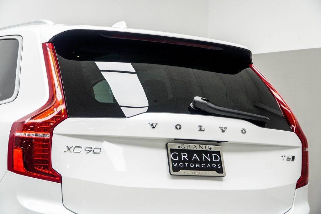 2022 Volvo XC90 T6 AWD Inscription photo 13