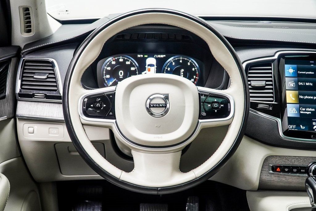 2022 Volvo XC90 T6 AWD Inscription photo 15