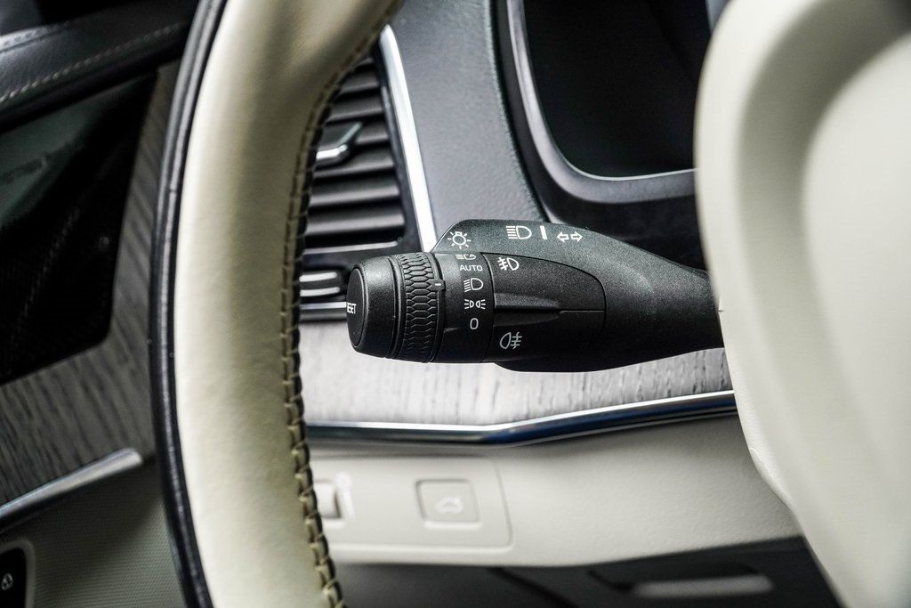 2022 Volvo XC90 T6 AWD Inscription photo 26