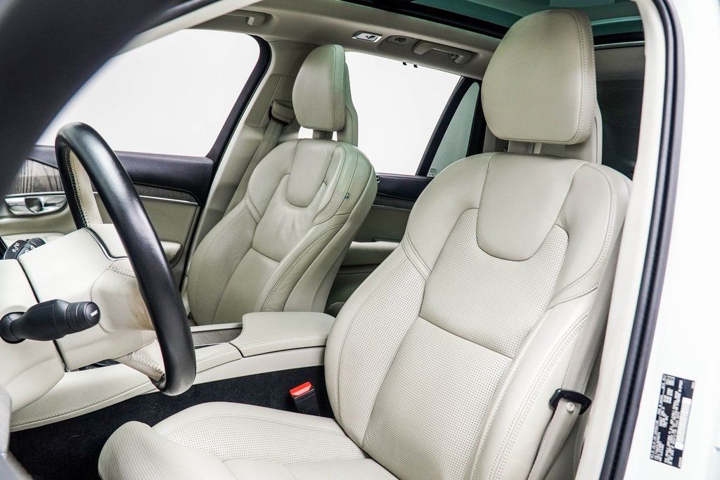 2022 Volvo XC90 T6 AWD Inscription photo 30