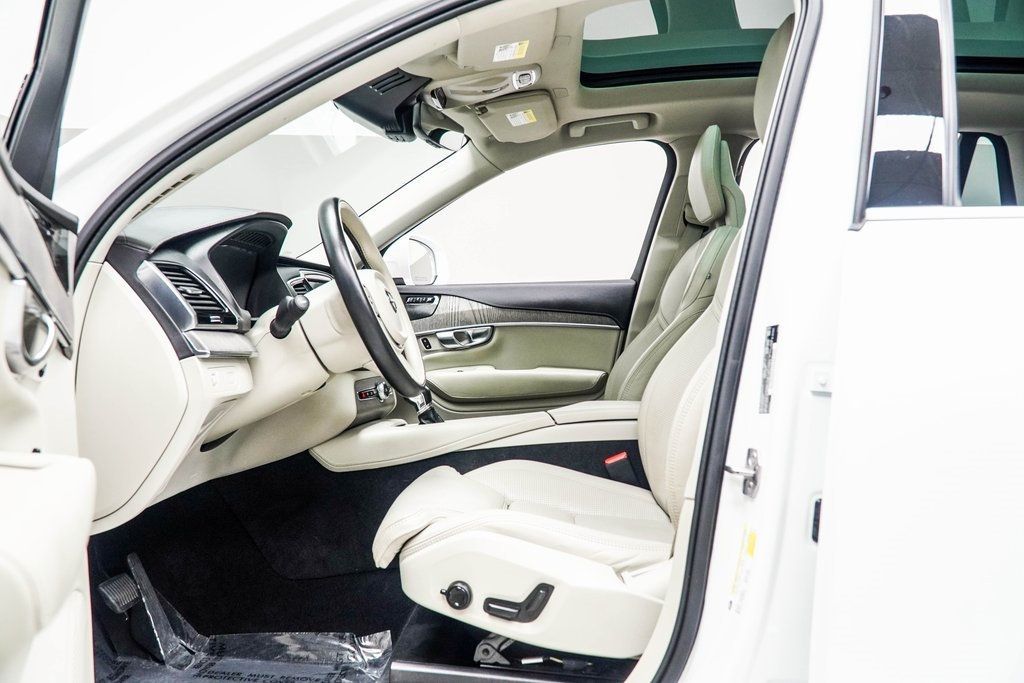 2022 Volvo XC90 T6 AWD Inscription photo 31