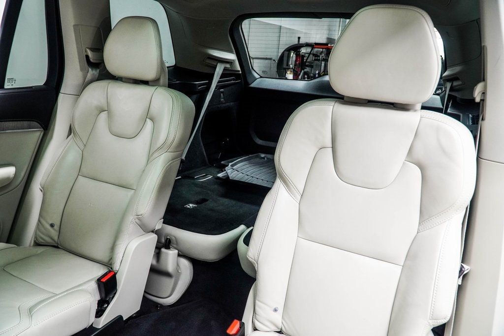 2022 Volvo XC90 T6 AWD Inscription photo 32